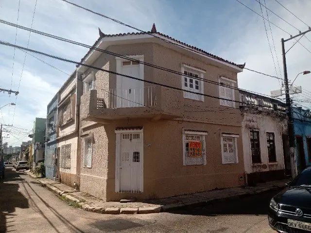 Foto 2 de Casa com 3 Quartos à venda, 99m² em Cidade Velha, Belém