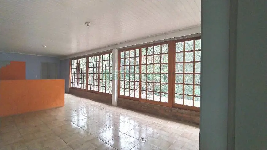 Foto 5 de Casa com 3 Quartos para alugar, 204m² em Desvio Rizzo, Caxias do Sul