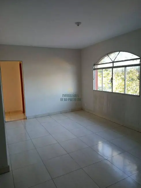 Foto 1 de Casa com 3 Quartos para alugar, 86m² em Floramar, Belo Horizonte