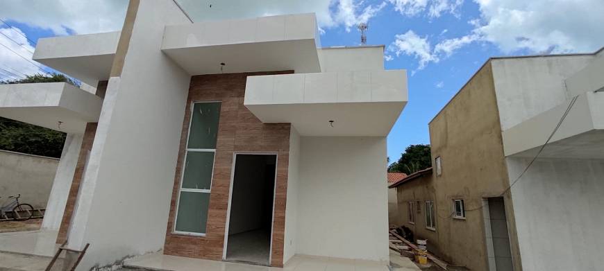 Foto 1 de Casa com 3 Quartos à venda, 73m² em Icarai, Caucaia