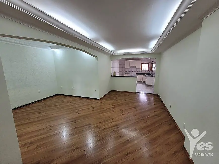 Foto 1 de Casa com 3 Quartos para alugar, 110m² em Jardim Pilar, Santo André