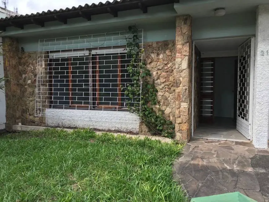 Foto 1 de Casa com 3 Quartos à venda, 220m² em São Sebastião, Porto Alegre