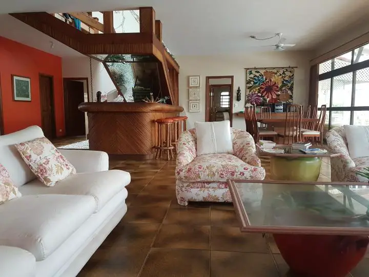 Foto 3 de Casa com 5 Quartos para alugar, 502m² em Enseada, Guarujá