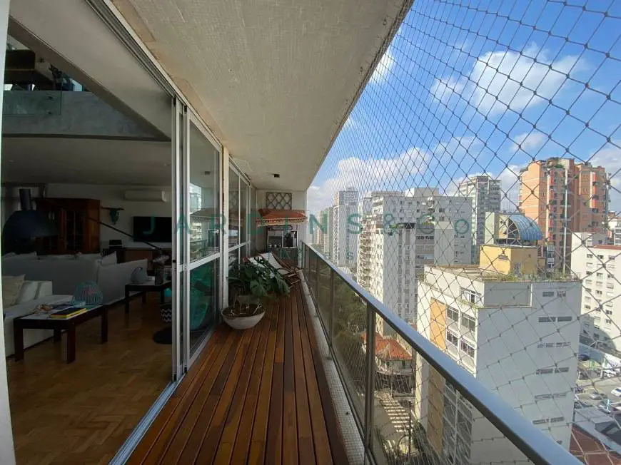 Foto 2 de Cobertura com 4 Quartos à venda, 607m² em Jardim América, São Paulo