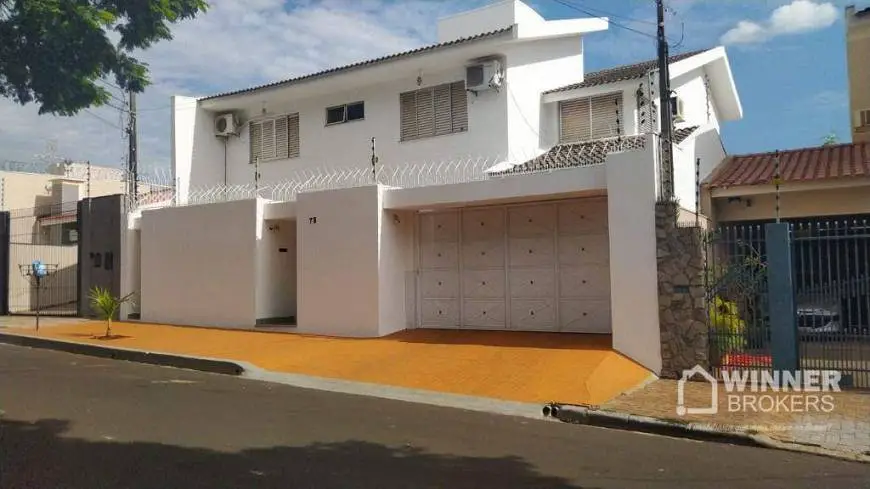 Foto 1 de Sobrado com 4 Quartos à venda, 427m² em Jardim Novo Horizonte, Maringá