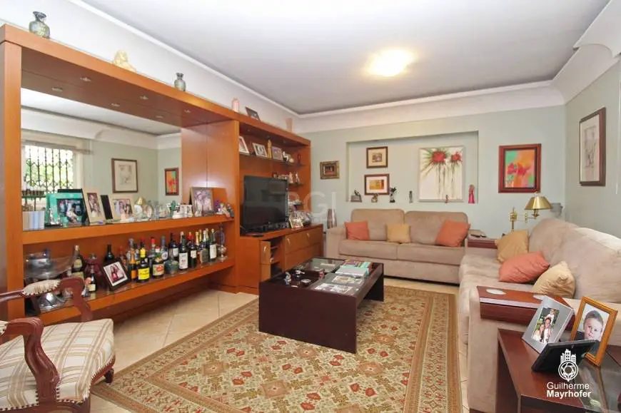 Foto 2 de Apartamento com 3 Quartos à venda, 136m² em Rio Branco, Porto Alegre