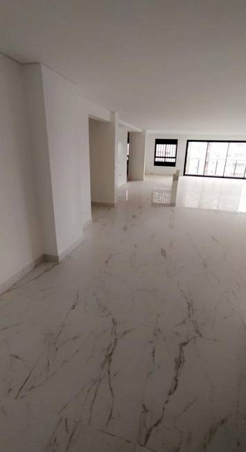 Foto 2 de Apartamento com 3 Quartos à venda, 221m² em Setor Marista, Goiânia