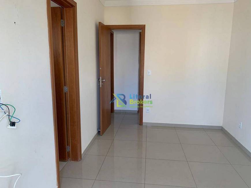 Foto 2 de Apartamento com 3 Quartos à venda, 107m² em Vila Guilhermina, Praia Grande