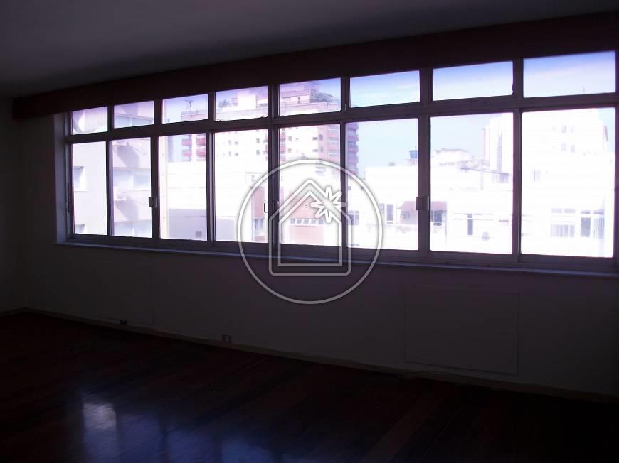 Foto 1 de Apartamento com 4 Quartos à venda, 155m² em Copacabana, Rio de Janeiro