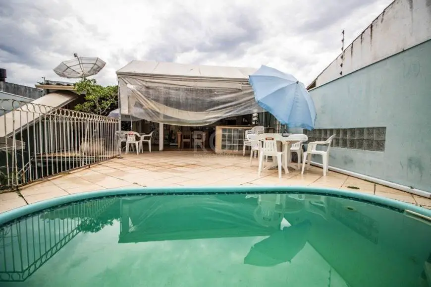 Foto 1 de Casa com 3 Quartos à venda, 169m² em Ipanema, Porto Alegre