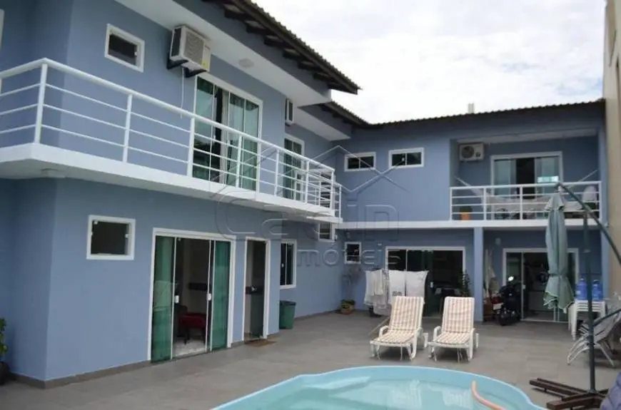 Foto 1 de Casa com 3 Quartos à venda, 380m² em Meia Praia, Navegantes