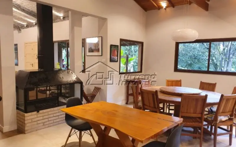 Foto 1 de Casa com 5 Quartos à venda, 400m² em , Santo Antônio do Pinhal