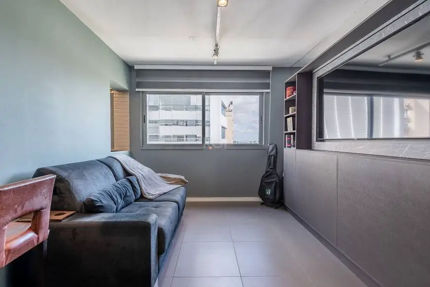 Foto 2 de Apartamento com 1 Quarto à venda, 56m² em Chácara das Pedras, Porto Alegre