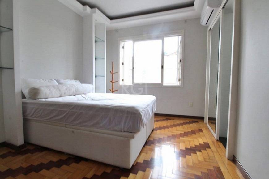 Foto 2 de Apartamento com 1 Quarto à venda, 41m² em Praia de Belas, Porto Alegre
