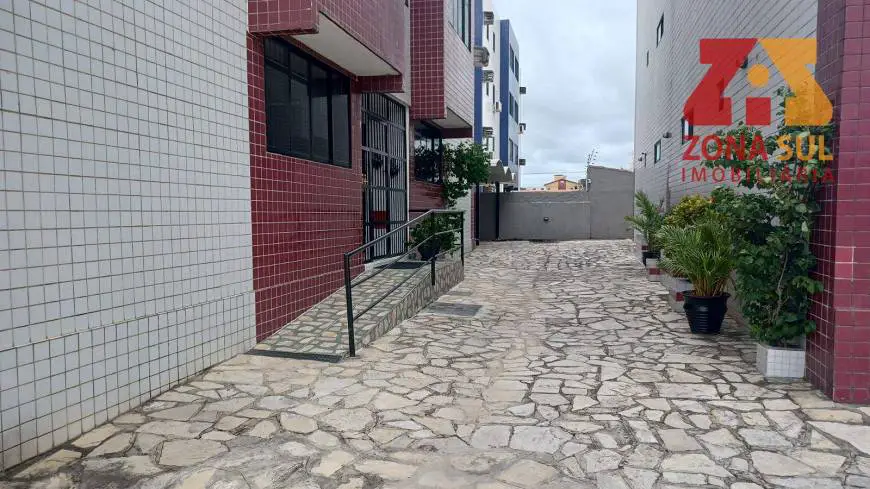 Foto 3 de Apartamento com 2 Quartos à venda, 60m² em Bessa, João Pessoa