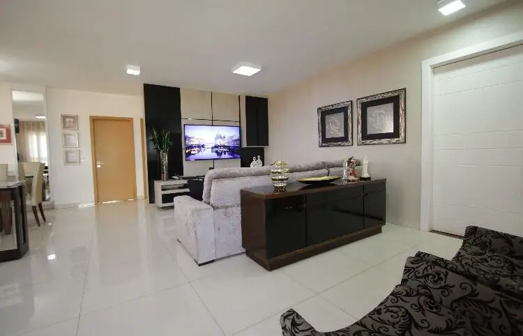 Foto 4 de Apartamento com 3 Quartos à venda, 198m² em Lidice, Uberlândia