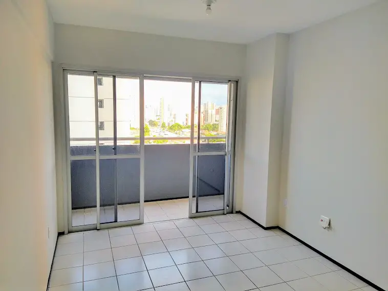 Foto 4 de Apartamento com 3 Quartos à venda, 75m² em Praia de Iracema, Fortaleza