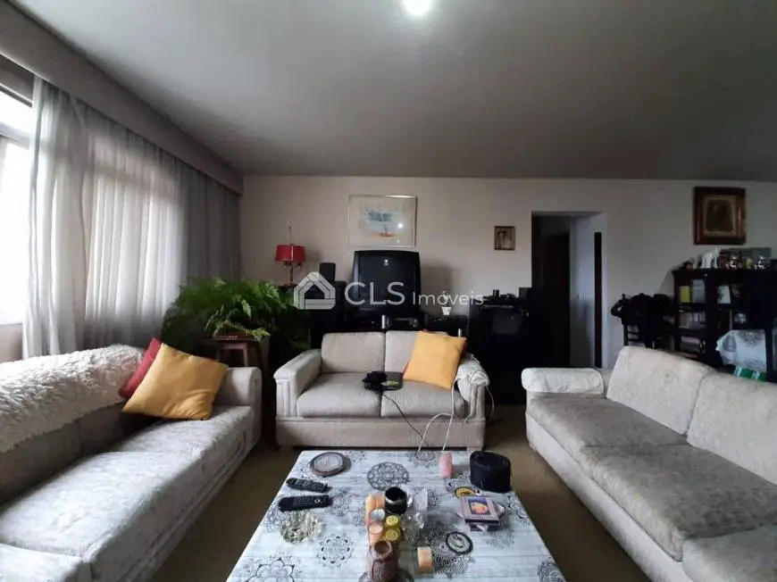 Foto 4 de Apartamento com 3 Quartos à venda, 160m² em Sumaré, São Paulo