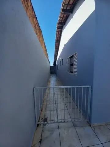 Foto 3 de Casa com 2 Quartos à venda, 250m² em Laranjeiras, Uberlândia