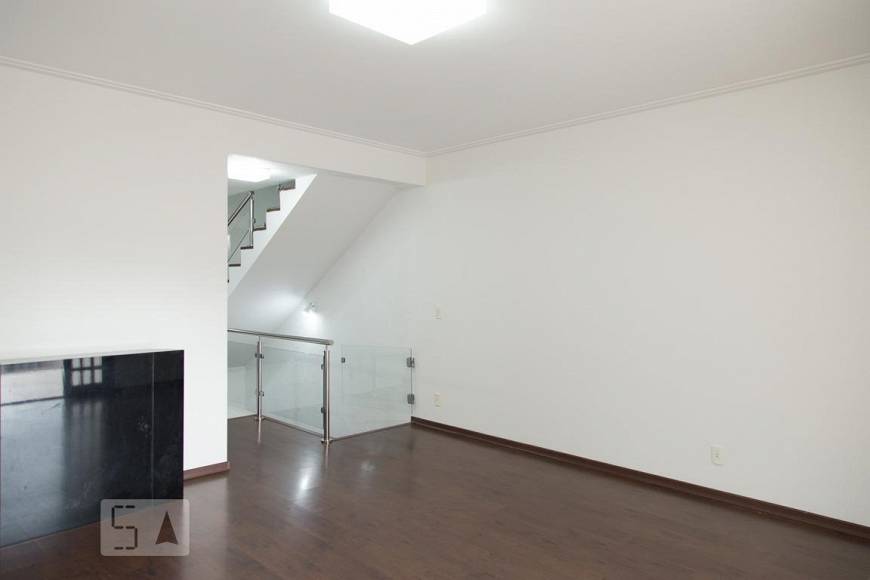 Foto 2 de Casa com 3 Quartos para alugar, 280m² em Vila Rosalia, Guarulhos