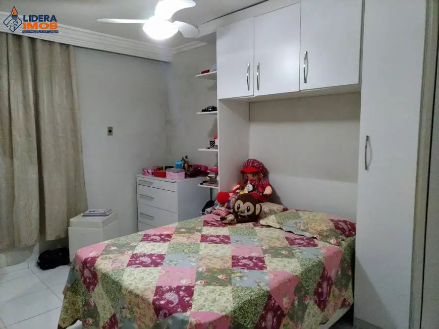 Foto 3 de Apartamento com 2 Quartos à venda, 93m² em Sao Joao, Feira de Santana