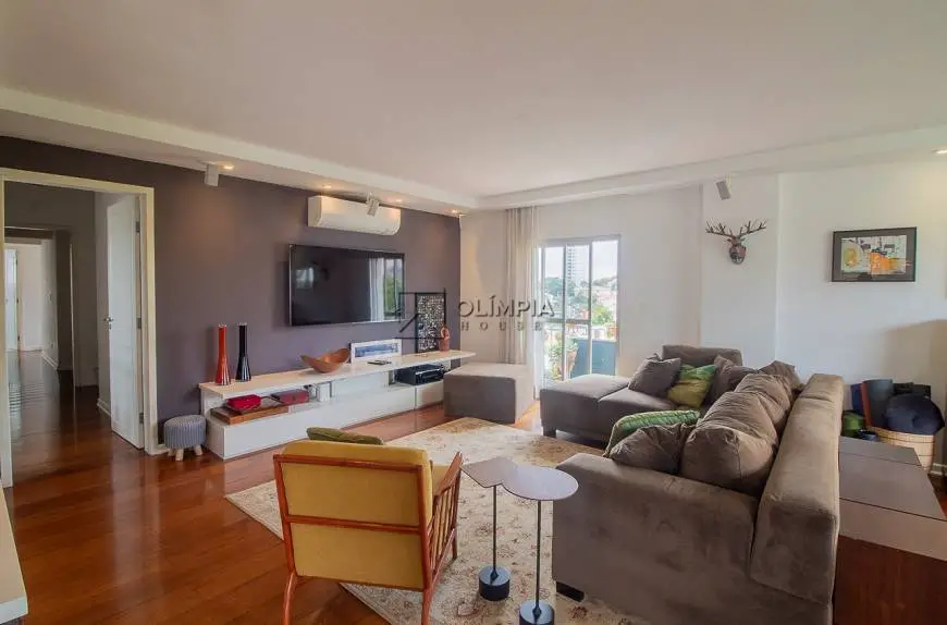 Foto 1 de Apartamento com 2 Quartos à venda, 167m² em Vila Madalena, São Paulo