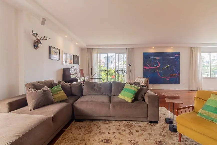 Foto 3 de Apartamento com 2 Quartos à venda, 167m² em Vila Madalena, São Paulo