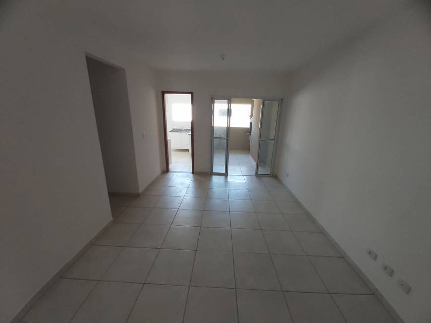 Foto 2 de Apartamento com 3 Quartos para alugar, 78m² em Jardim São Lourenço, Campo Grande