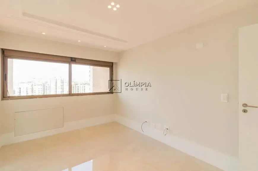 Foto 5 de Apartamento com 4 Quartos para alugar, 240m² em Pompeia, São Paulo
