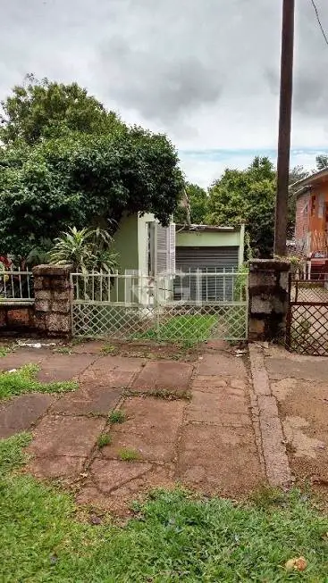 Foto 1 de Casa com 2 Quartos à venda, 73m² em Jardim São Pedro, Porto Alegre