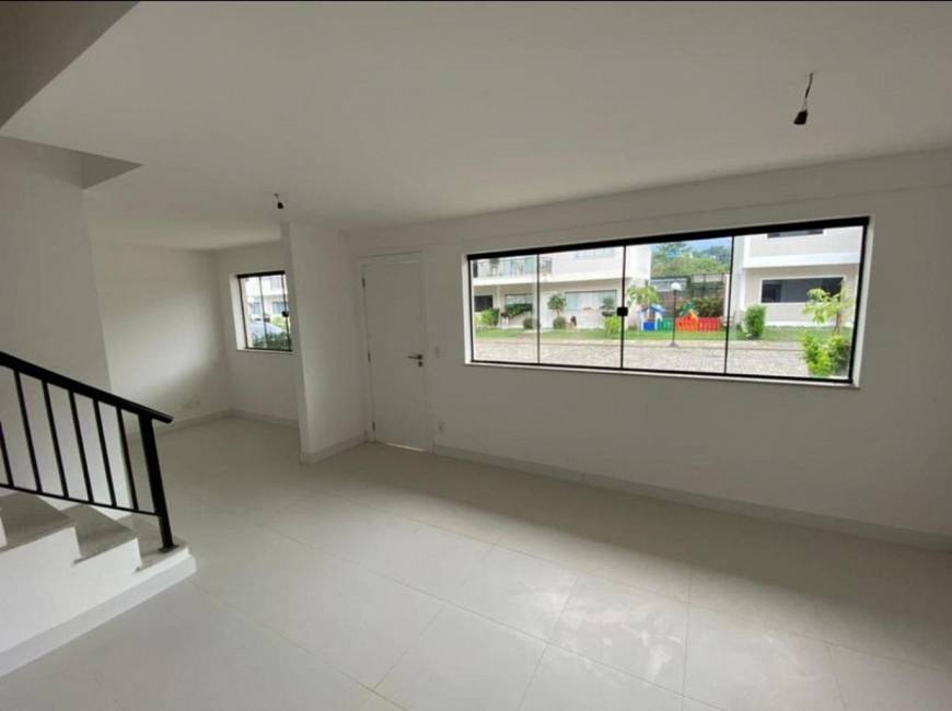 Foto 2 de Casa de Condomínio com 3 Quartos para alugar, 140m² em Vargem Grande, Rio de Janeiro