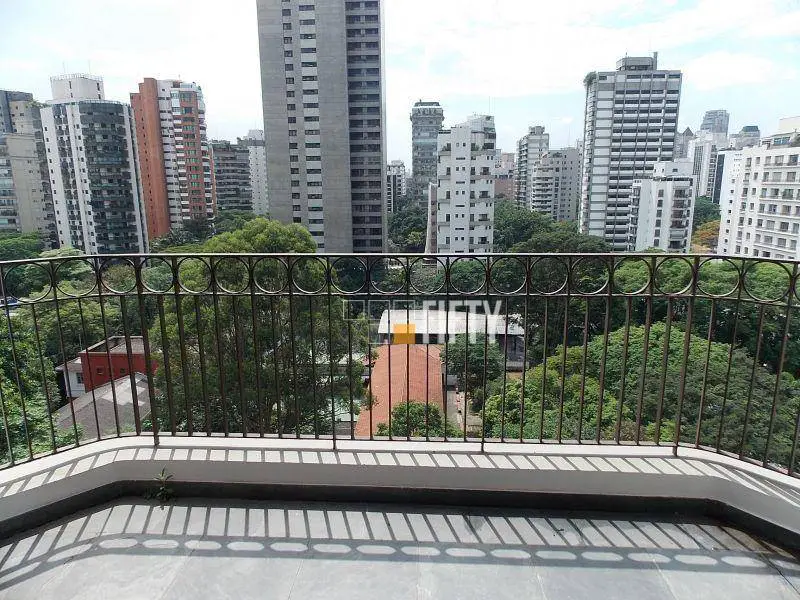Foto 3 de Cobertura com 2 Quartos para venda ou aluguel, 240m² em Vila Nova Conceição, São Paulo