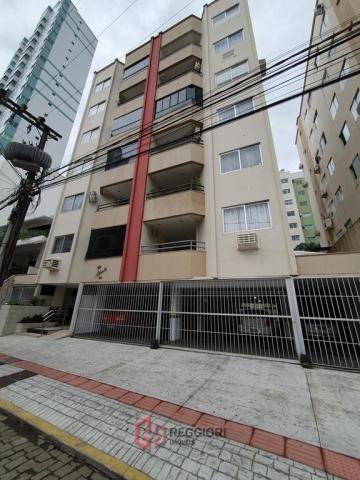 Foto 1 de Apartamento com 2 Quartos à venda, 103m² em Centro, Balneário Camboriú