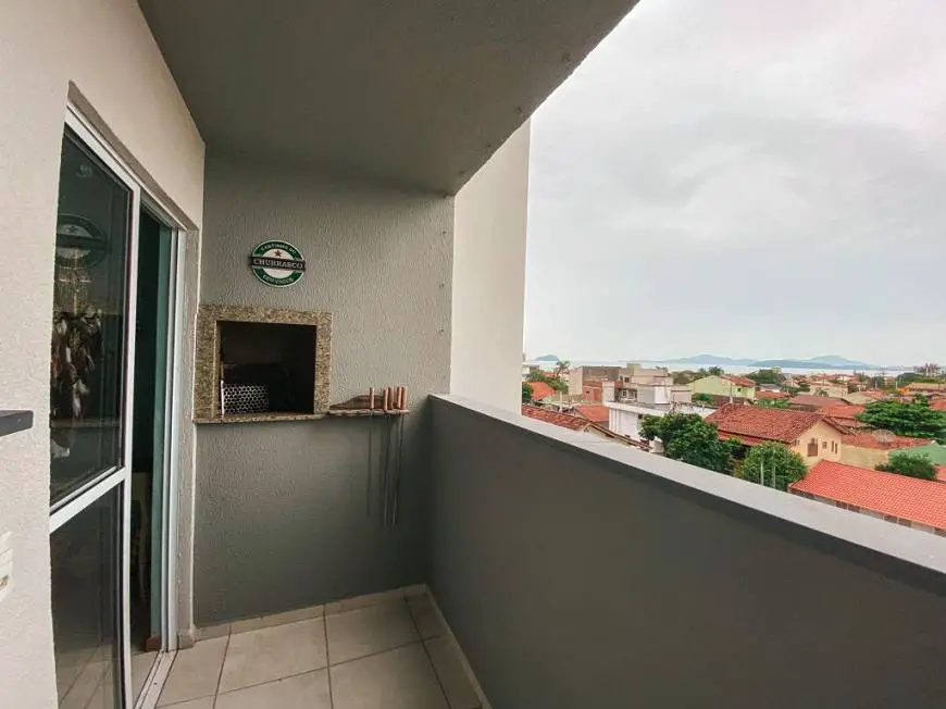 Foto 1 de Apartamento com 2 Quartos à venda, 52m² em Itacolomi, Balneário Piçarras