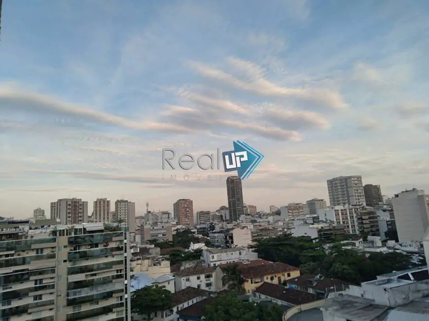 Foto 1 de Apartamento com 2 Quartos à venda, 70m² em Leblon, Rio de Janeiro
