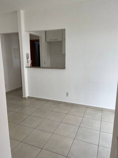 Foto 2 de Apartamento com 2 Quartos à venda, 60m² em Vila Maracy, Bauru