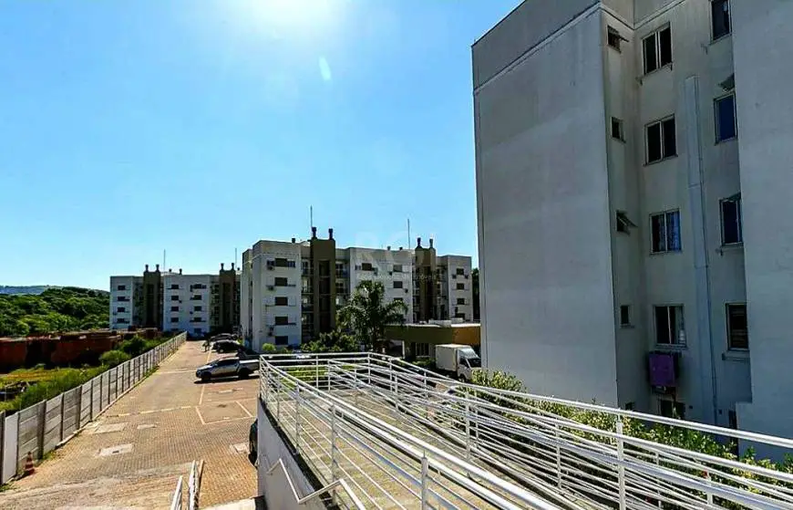 Foto 2 de Apartamento com 2 Quartos à venda, 50m² em Vila Nova, Porto Alegre