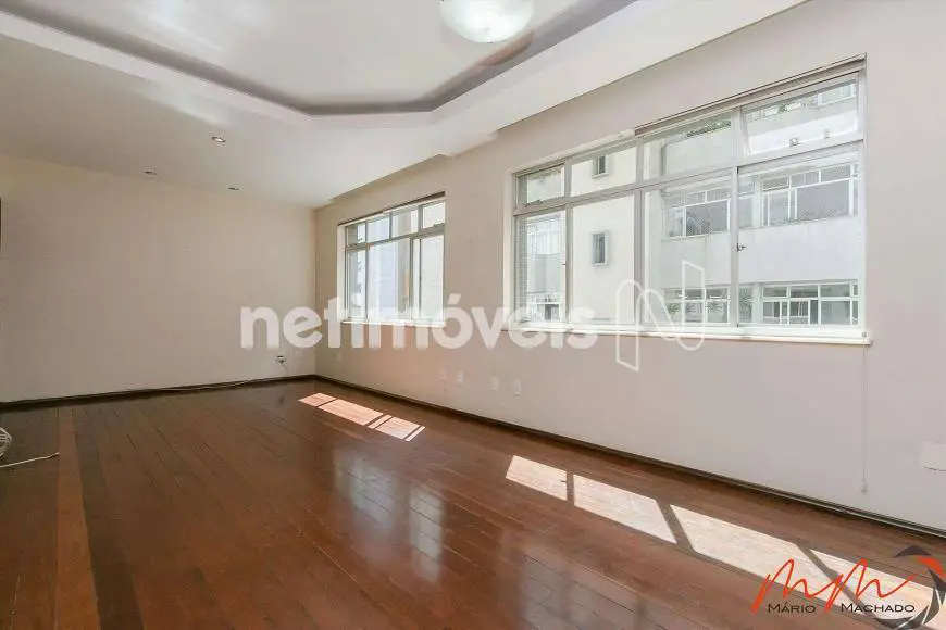Foto 1 de Apartamento com 3 Quartos à venda, 144m² em Funcionários, Belo Horizonte