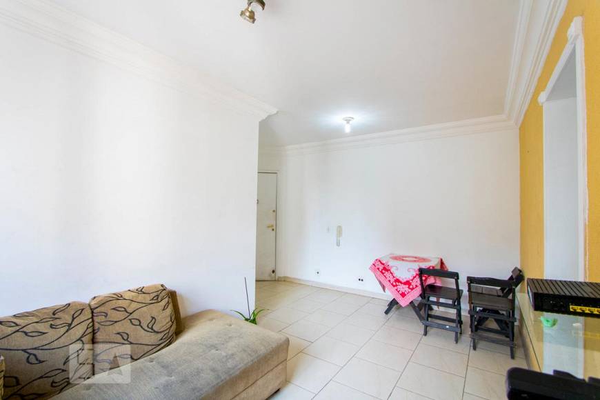 Foto 2 de Apartamento com 3 Quartos para alugar, 64m² em Vila America, Santo André