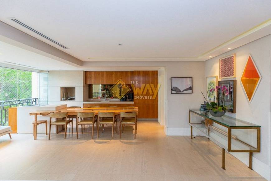 Foto 3 de Apartamento com 3 Quartos à venda, 156m² em Vila Olímpia, São Paulo
