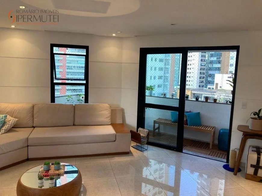 Foto 1 de Apartamento com 4 Quartos à venda, 205m² em Vila Regente Feijó, São Paulo