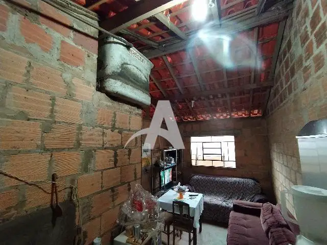Foto 5 de Casa com 3 Quartos à venda, 250m² em Laranjeiras, Uberlândia
