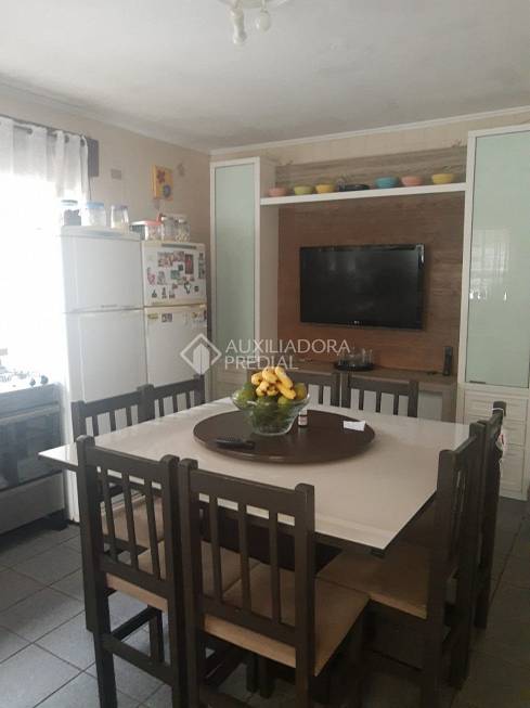 Foto 1 de Casa com 4 Quartos à venda, 207m² em Camaquã, Porto Alegre