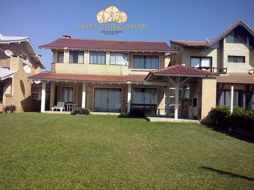 Foto 1 de Casa com 5 Quartos para alugar, 400m² em Morrinhos, Garopaba
