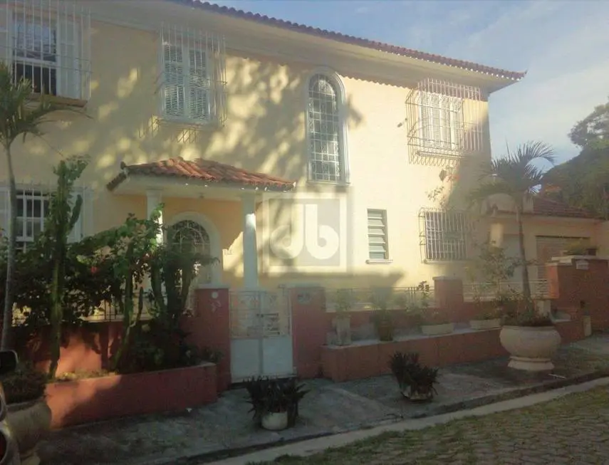 Foto 1 de Casa com 9 Quartos à venda, 324m² em Santa Teresa, Rio de Janeiro