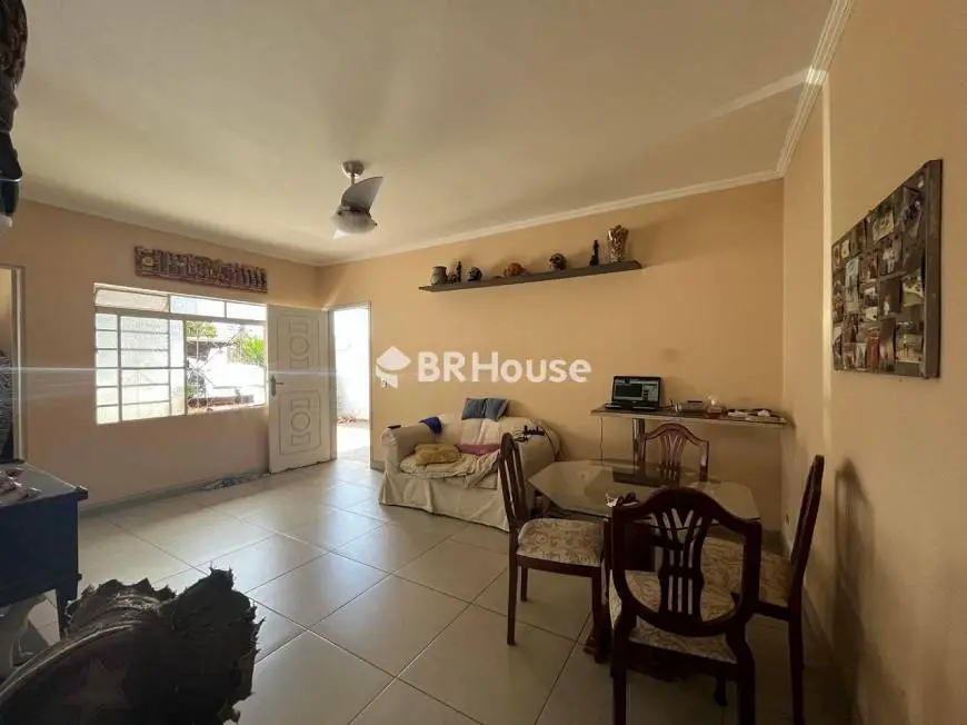 Foto 2 de Casa de Condomínio com 3 Quartos à venda, 178m² em Vila Vilas Boas, Campo Grande