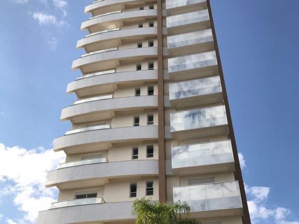Foto 1 de Apartamento com 2 Quartos à venda, 131m² em Anita Garibaldi, Joinville