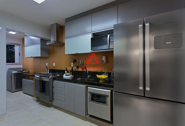 Foto 2 de Apartamento com 3 Quartos à venda, 113m² em Estoril, Belo Horizonte
