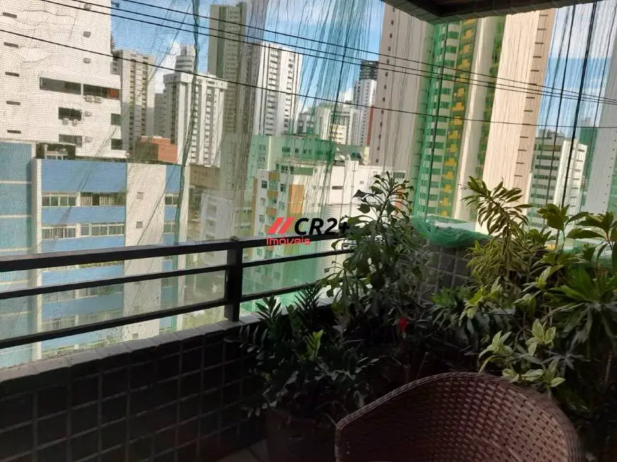 Foto 3 de Apartamento com 4 Quartos à venda, 155m² em Boa Viagem, Recife