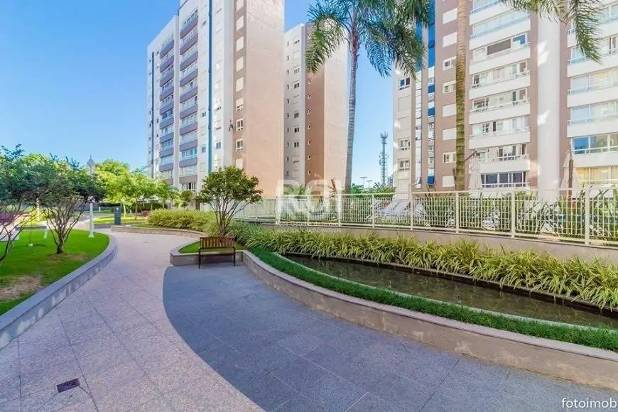 Foto 4 de Apartamento com 4 Quartos à venda, 158m² em Menino Deus, Porto Alegre
